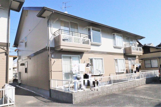 ファミーユメイ A棟