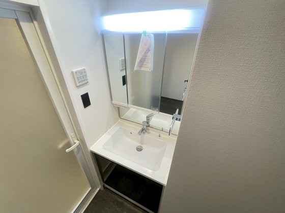 LIFEMENT GLANZ SAKAIMACHI