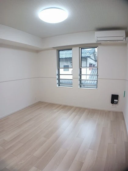 フォレスト クレーン