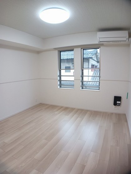 フォレスト クレーン