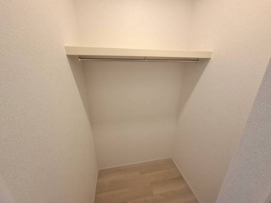 タン・ウルーズ