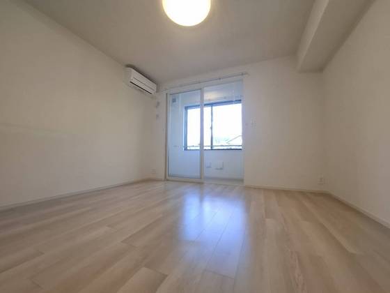 タン・ウルーズ