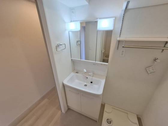 タン・ウルーズ