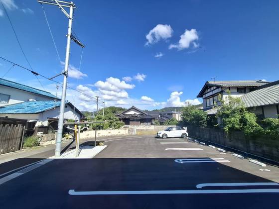 タン・ウルーズ