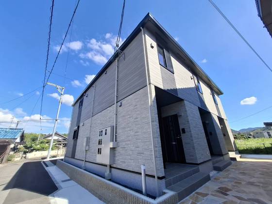 タン・ウルーズ