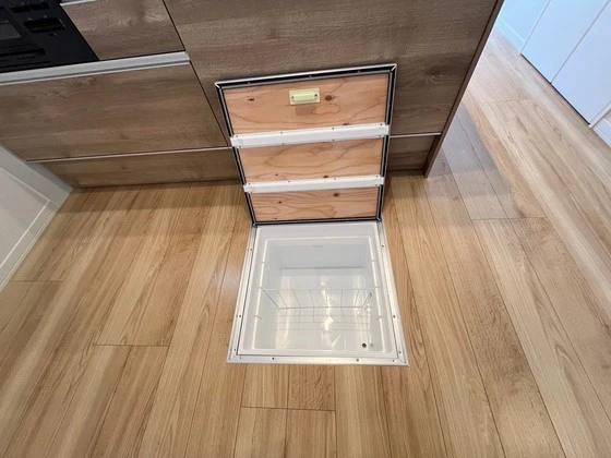 シャインコート