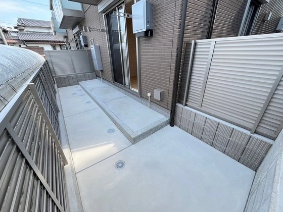 シャインコート