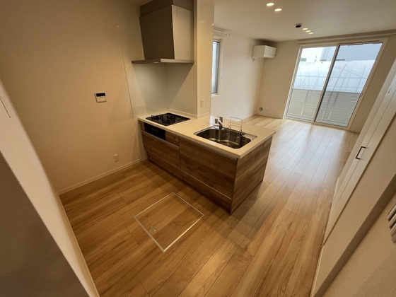 シャインコート