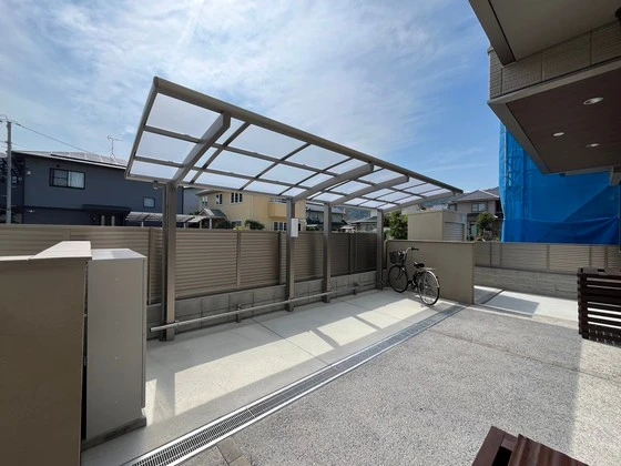 シャインコート