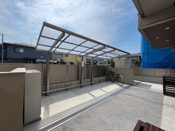 シャインコート