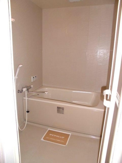 リースランド平福 B棟