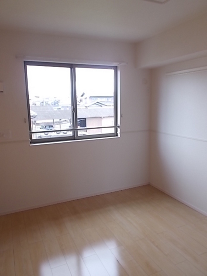 river sideはるか B