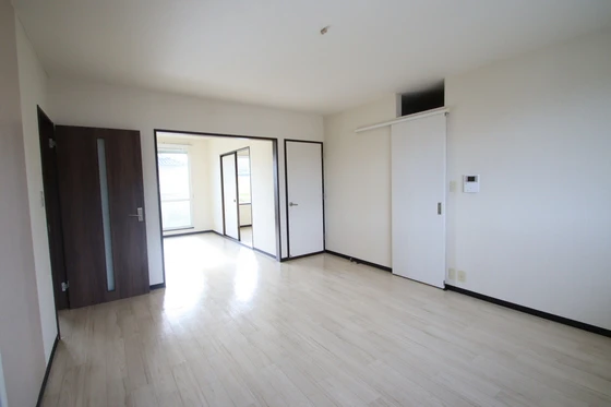 クレセント松新