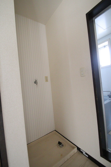 クレセント松新