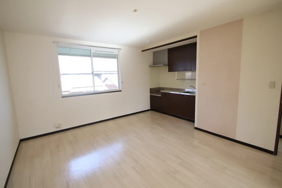 クレセント松新