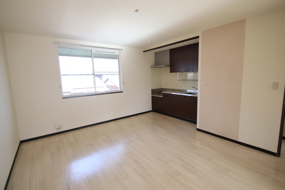 クレセント松新