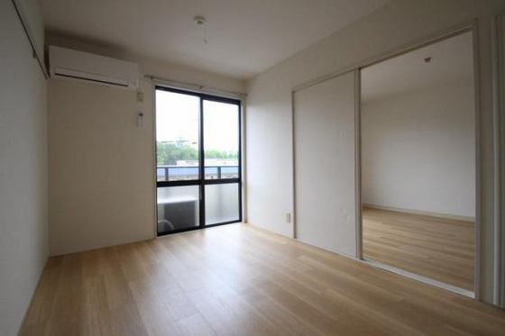 グランヴィアA棟