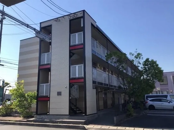 レオパレスエクレール今