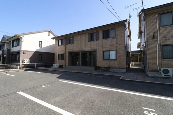 ニューカースル D棟