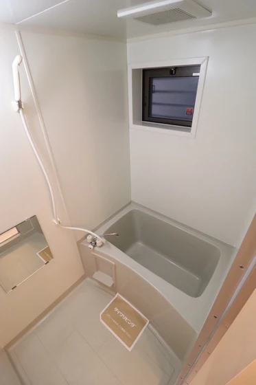 ロワジール A棟