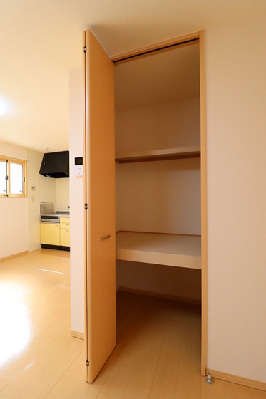 ロワジール A棟