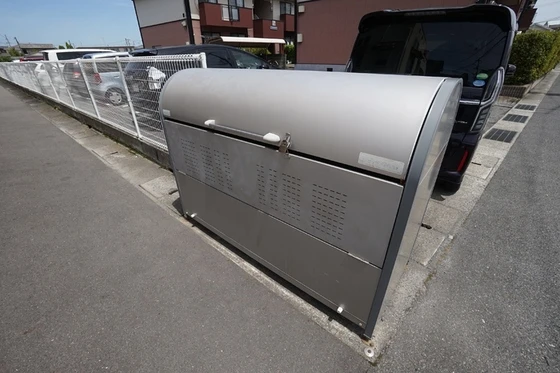 サンビレッジ浜野 B棟