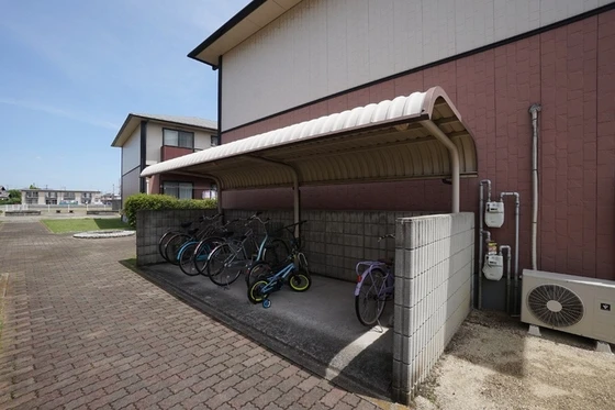 サンビレッジ浜野 B棟