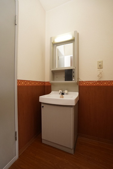 サンビレッジ浜野 B棟