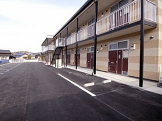 レオパレスアイーダ