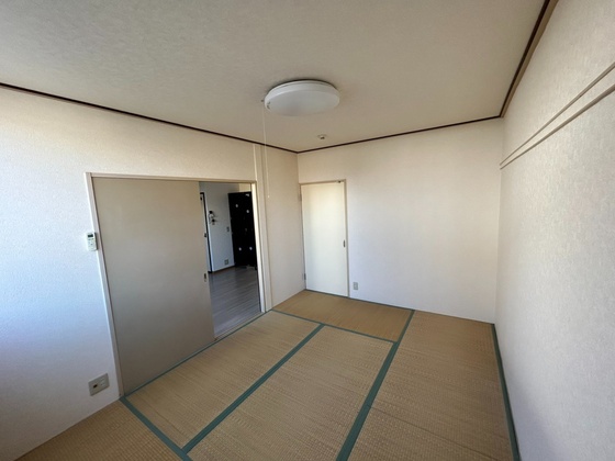 ベルメゾン西市B