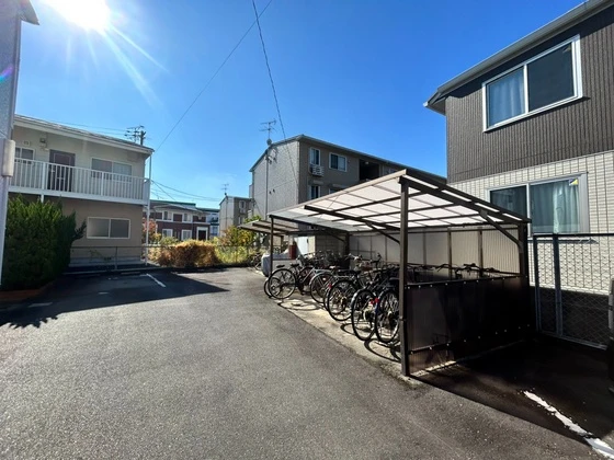 ベルメゾン西市B