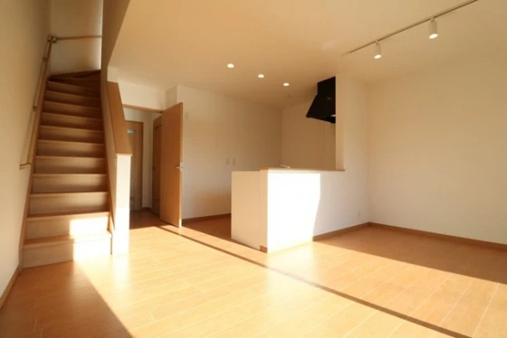 サンメゾン東北町