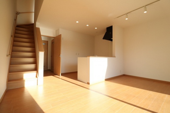 サンメゾン東北町