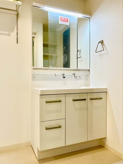 シャーメゾン上中野