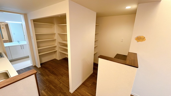 シャーメゾン上中野