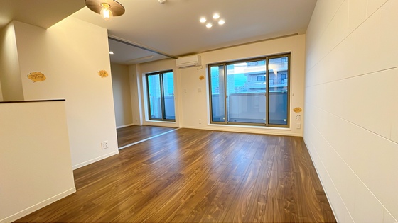 シャーメゾン上中野