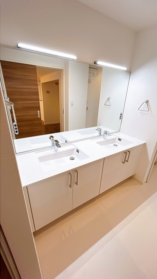 シャーメゾン上中野