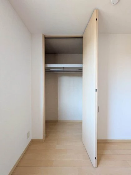 シャーメゾングロワール A棟