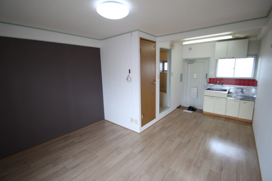 チェルシー青江 東