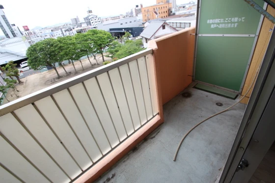 チェルシー青江 東