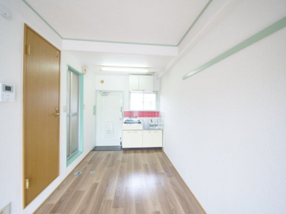 チェルシー青江 東