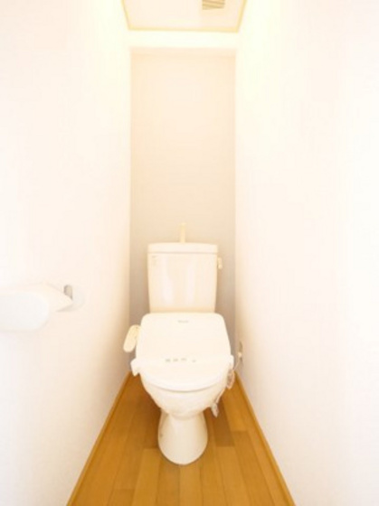 チェルシー青江 東