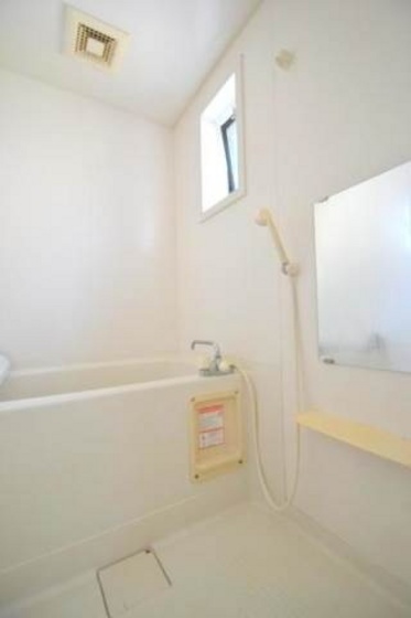 ファミーユ人見 B棟