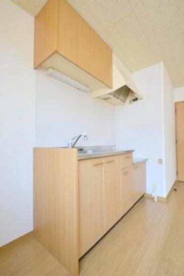 ファミーユ人見 B棟