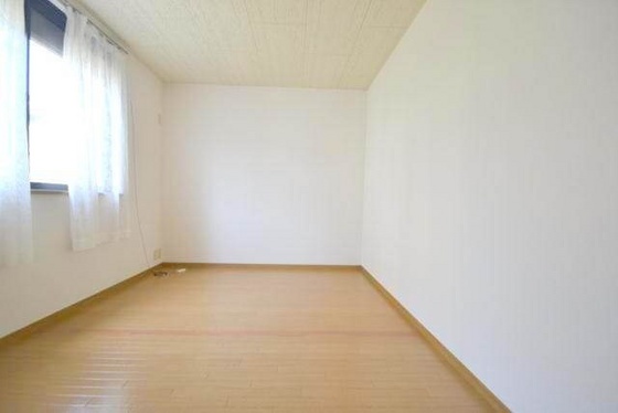 ファミーユ人見 B棟