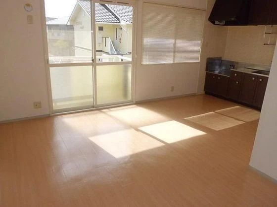 サンパレス小山 B