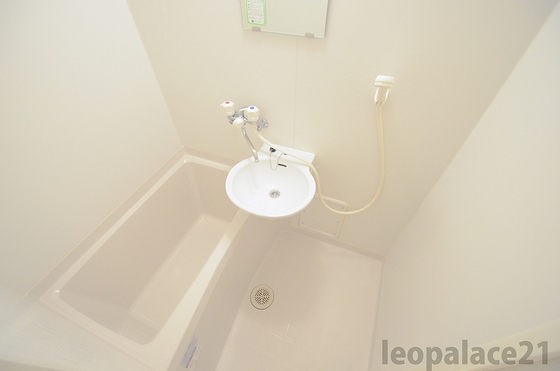 レオパレス芳田