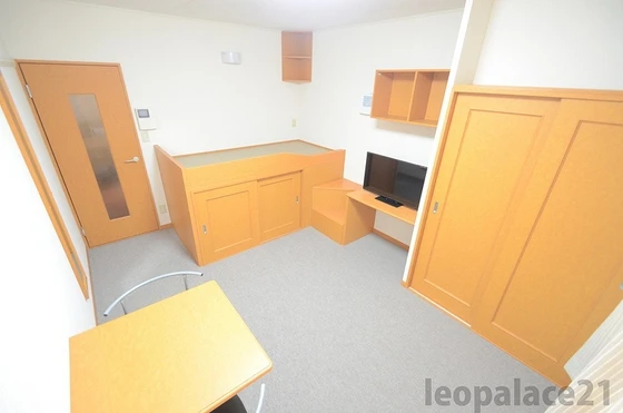 レオパレス芳田