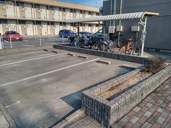 レオパレスカサベルデ