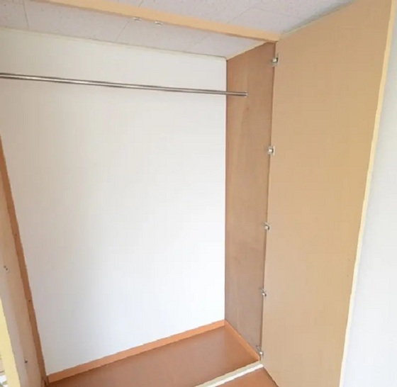 レオパレスカサベルデ